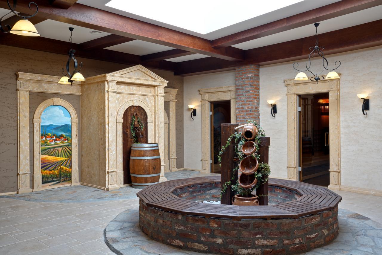 Midalidare Hotel&Spa Mogilovo Exterior foto